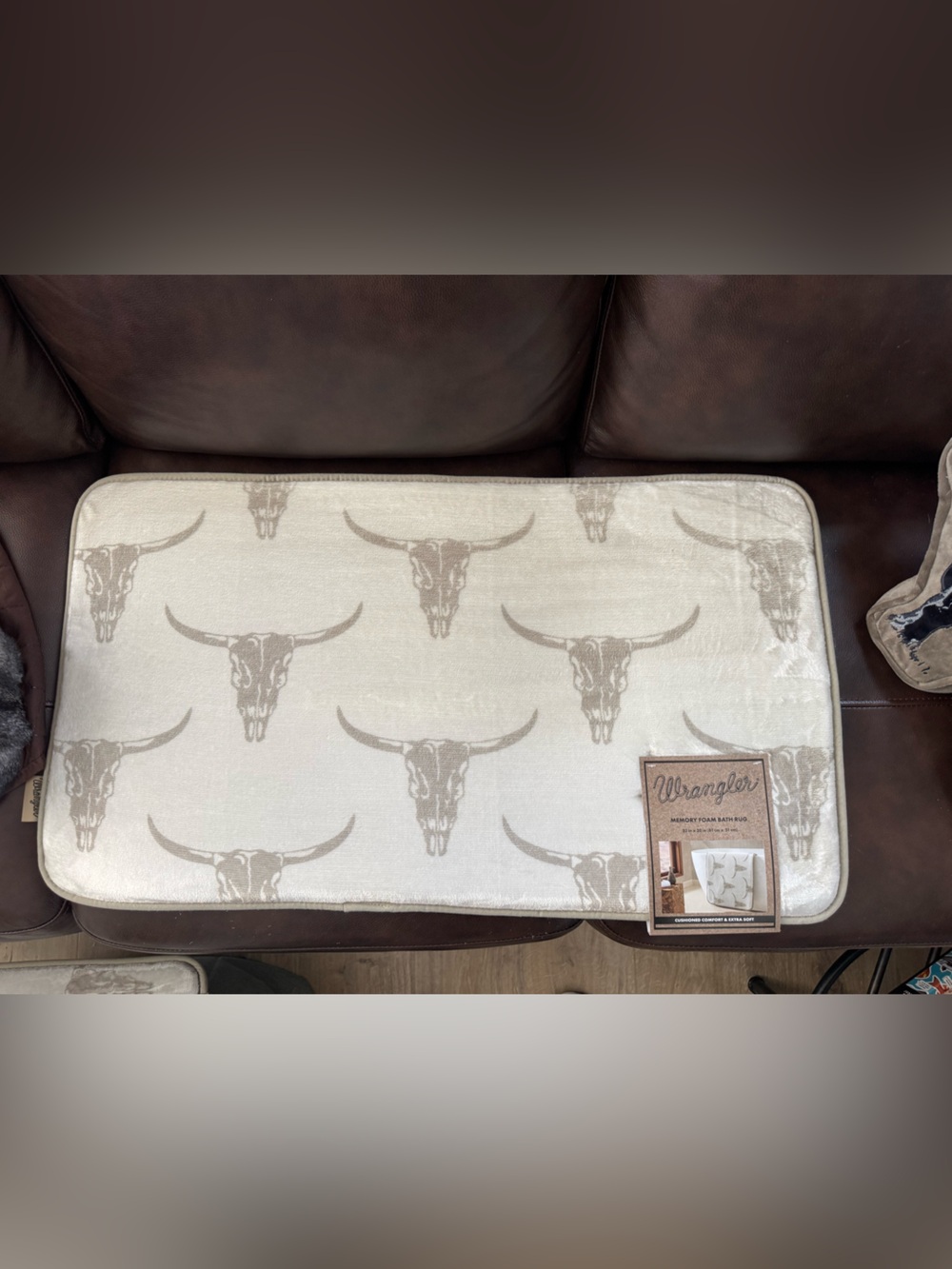 Wrangler Cream and Taupe Longhorn Skull Accent Rug